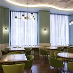 Hotel Zeus Essence Venezia 3*