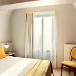 Zeus Essence Venezia 3*