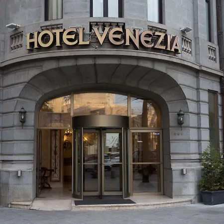 Hotell Zeus Essence Venezia
