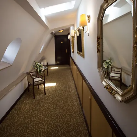 Hotel Zeus Essence Classic Bukarest