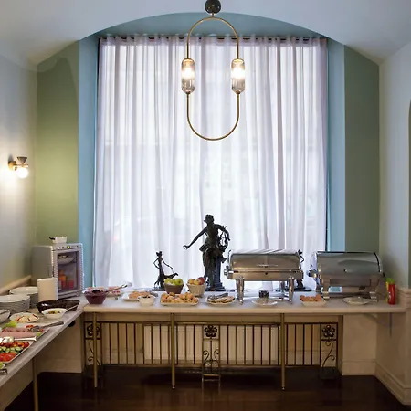 Zeus Essence Venezia Hotel