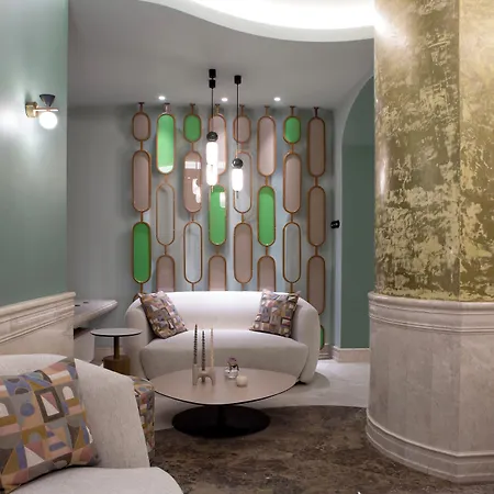Zeus Essence Venezia Bucharest
