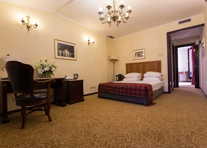 Zeus Essence Venezia Hotel 3*