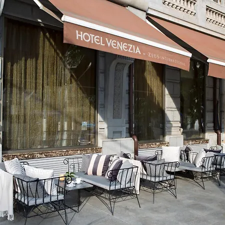 Hotel Venezia By Zeus International