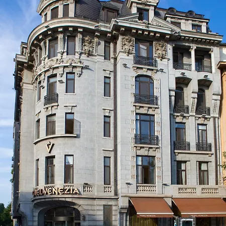 Venezia By Zeus International Hotel Bucarest