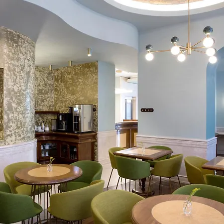 Zeus Essence Venezia Bucarest