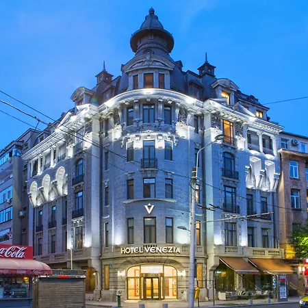 Zeus Essence Venezia