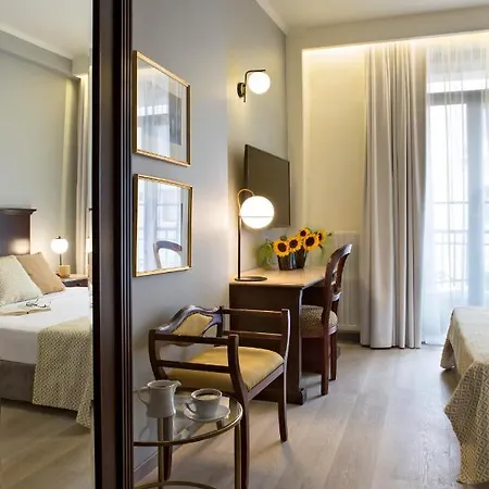 Zeus Essence Venezia فندق 3*