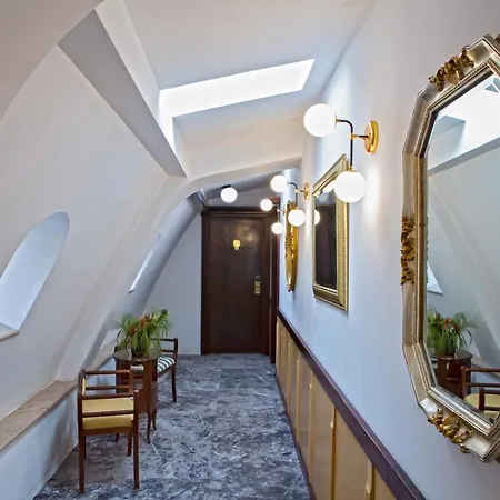 Hotel Venezia By Zeus International