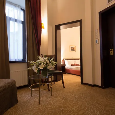 Zeus Essence Venezia 3*